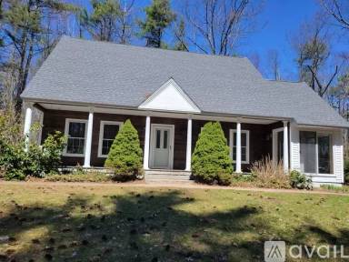 Main picture of 2485 Sanford Rd