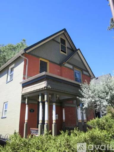 Main picture of 46 W 1st Ave