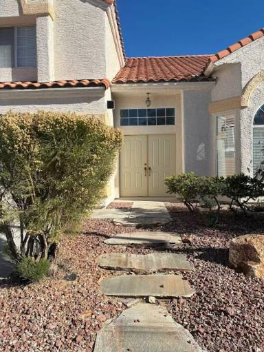 Main picture of 2700 Dune Cove Rd