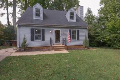 Main picture of 124 Arcaro Dr