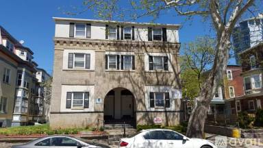 Main picture of 3409 Race St