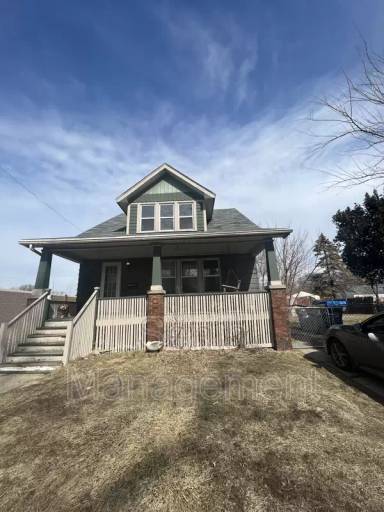 Main picture of 963 E Hayes Ave