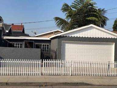 Main picture of 601 W Arbutus St