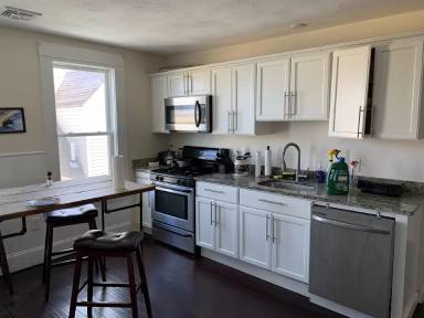 Main picture of 6 Henry St