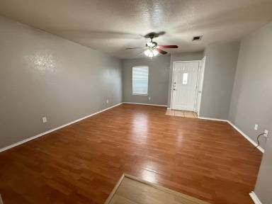 Main picture of 2720 Blackburn Dr