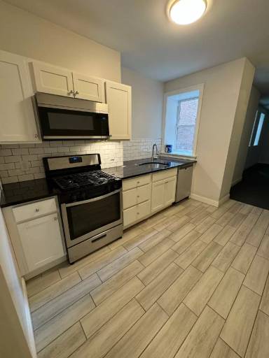 Main picture of 4049 Spruce St