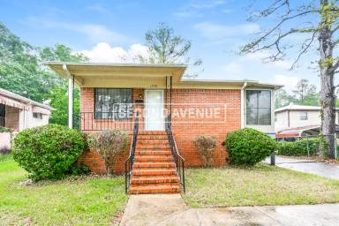 Main picture of 1758 Lincoln Pl SW