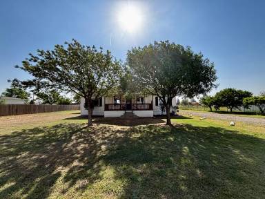 Main picture of 1405 Alcove Ave