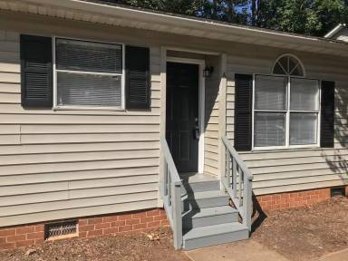 Main picture of 1300 Old Concord Rd