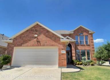 Main picture of 2513 Priscella Dr