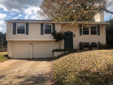 Main picture of 2587 Morgan Lake Dr NE