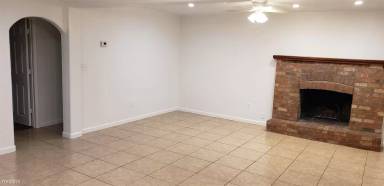 Main picture of 5244 W Shangri La Rd