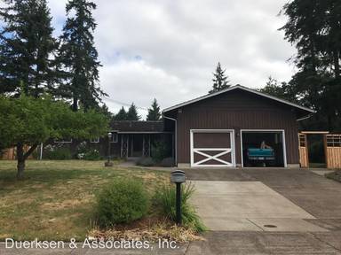 Main picture of 3433 NW McKinley Dr