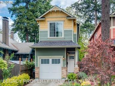 Main picture of 5526 NE 32nd Pl