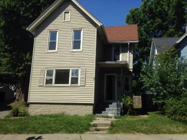Main picture of 87 Fulton Ave