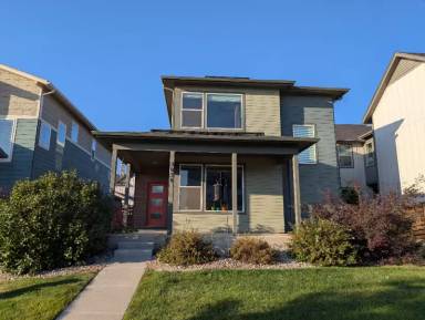 Main picture of 3038 Comet St