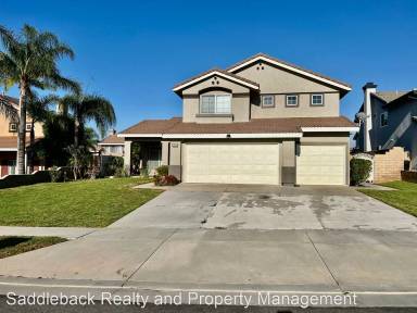 Main picture of 2851 Athens Cir