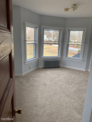 Main picture of 398 Cowesett Rd