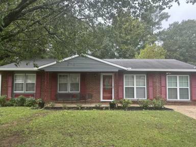 Main picture of 1405 Jackson Dr