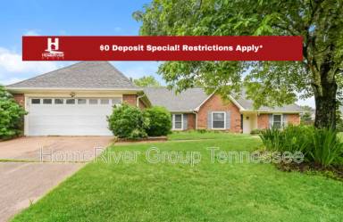 Main picture of 590 Featherwind Cv N