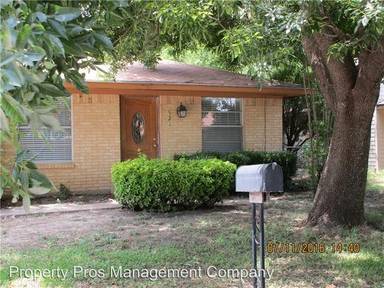 Main picture of 921 N 7th St