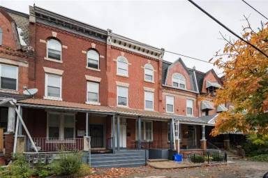 Main picture of 3209 W Montgomery Ave