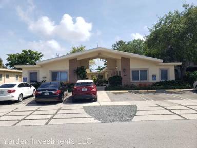 Main picture of 1260 NE 139th St