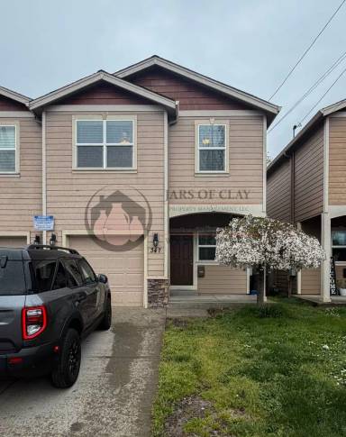 Main picture of 345 Norway St NE