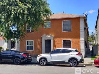 Main picture of 2219 Pine Ave