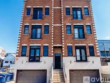 Main picture of 509 N Hartland Ct