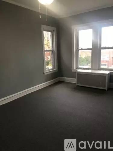 Main picture of 3716 N Sawyer Ave