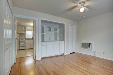Main picture of 2202 Park St