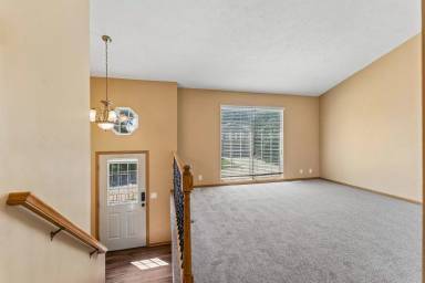 Main picture of 18716 U St