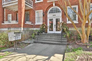 Main picture of 685 Argonne Ave NE