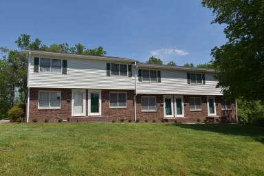 Main picture of 605 Brookdale Dr