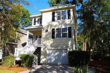 Main picture of 47 Gold Oak Dr