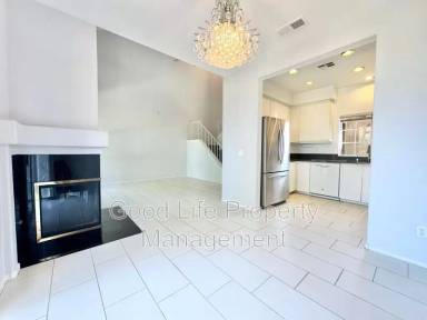 Main picture of 9477 Questa Pointe