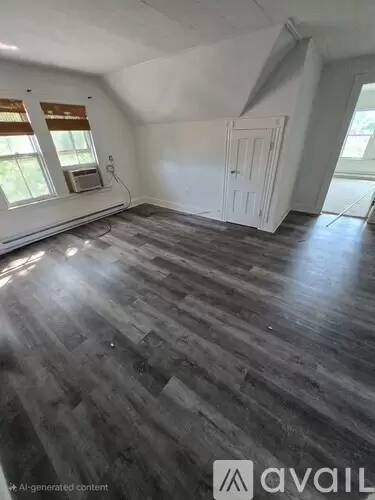 Main picture of 52 Church St