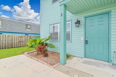Main picture of 16180 Dublin Cir