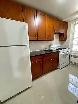 Main picture of 14018 Burden Cres