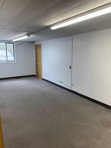 Main picture of 219 E Pine St