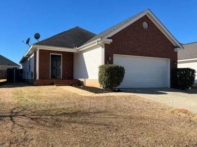 Main picture of 816 Michelle Ct