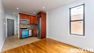 Main picture of 330 Lewis Ave