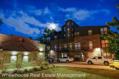 Main picture of 517 SW B St