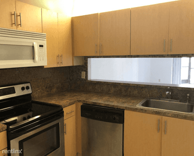 Main picture of Miramar Club Condo