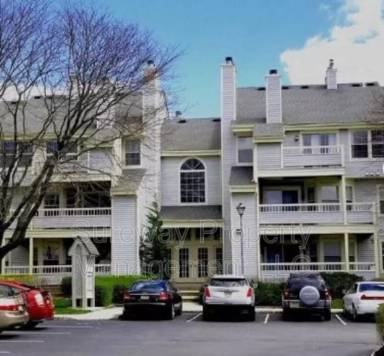 Main picture of 108 Lowell Ct