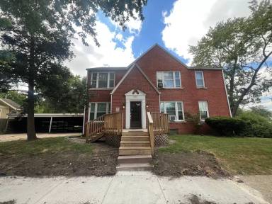 Main picture of 1401 S Spring St