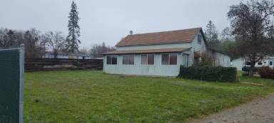 Main picture of 6201 Highland Ave