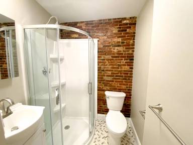 Main picture of 470 Commercial Street LLC - 3