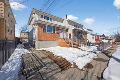 Main picture of 14720 226th St